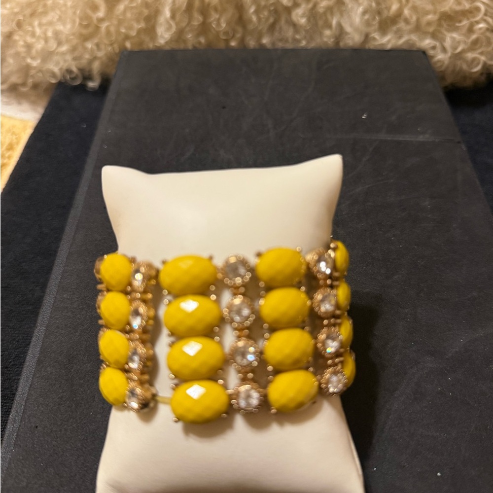 E Yellow and Gold Beaded Stretchy Bracelet